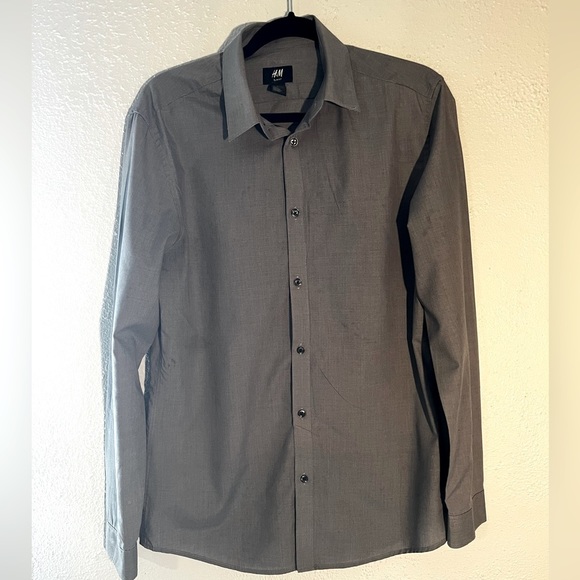 H&M Other - H&M button down shirt!
